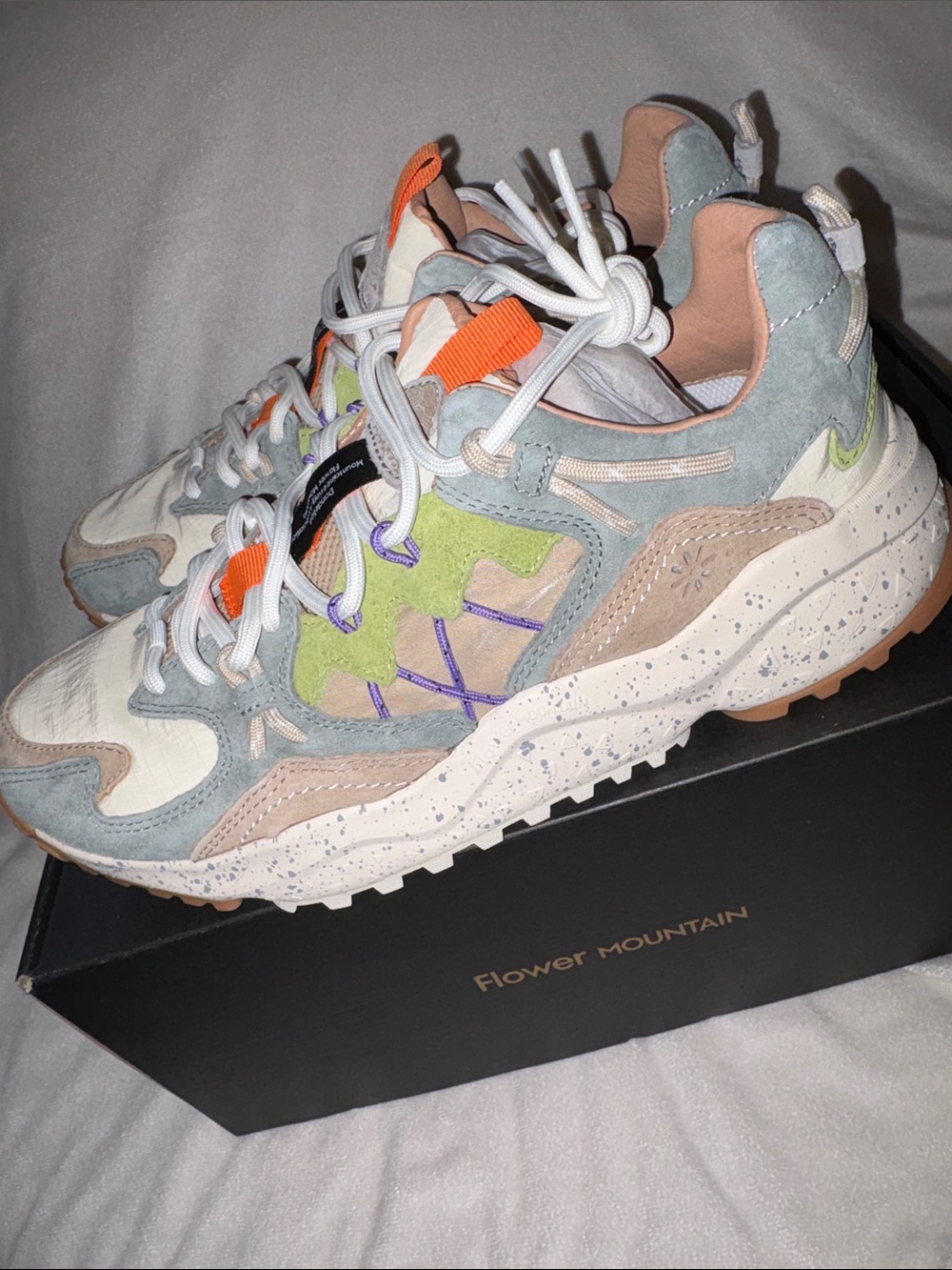 NWT Flower Mountain Yamabushi Sneaker in Beige - Sage - Picture 12 of 16